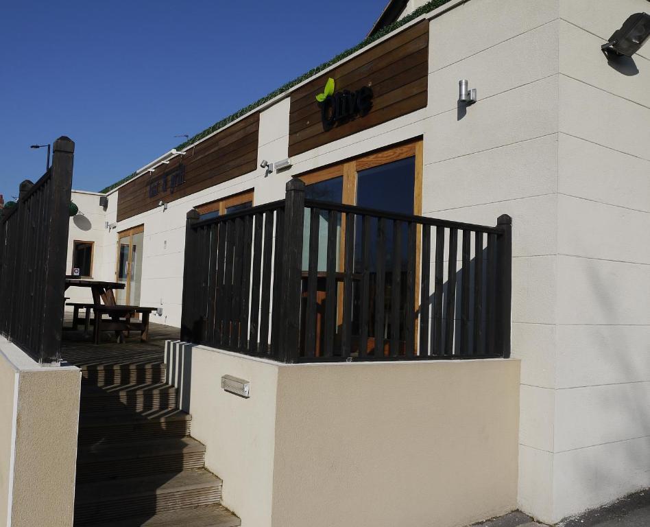 The Lodge Barnby Dun Zewnętrze zdjęcie